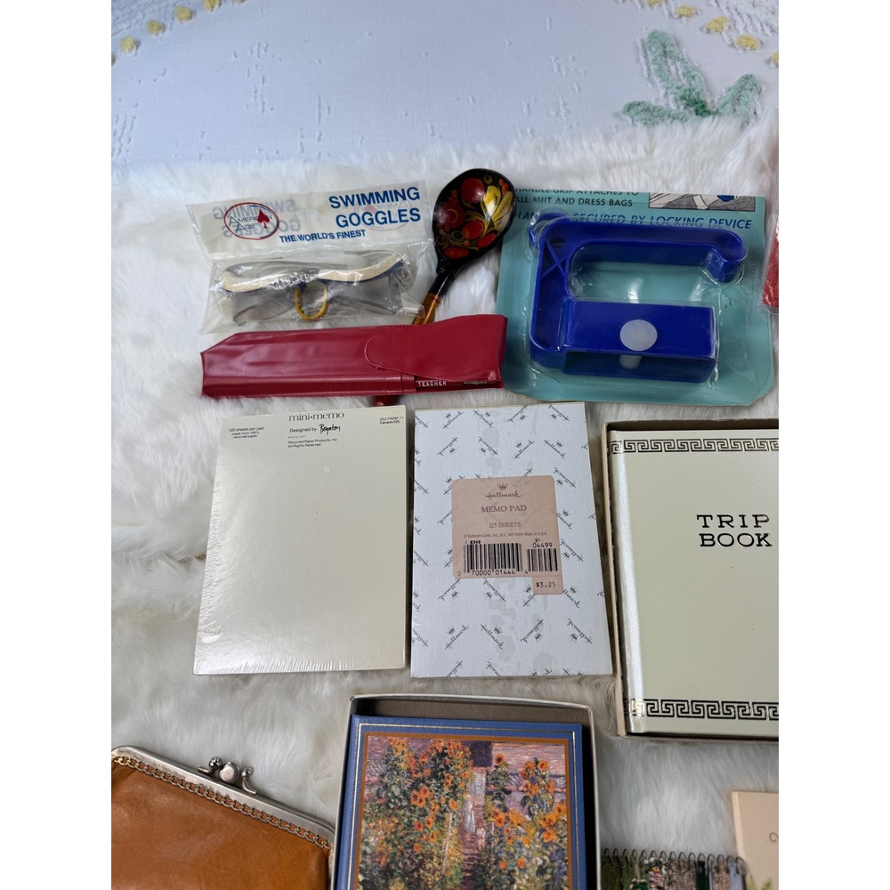 Vintage Owl Trip Book Address Telephone Memo‎ Pad Pencils Wind Sock Set Lot - Picture 5 of 13